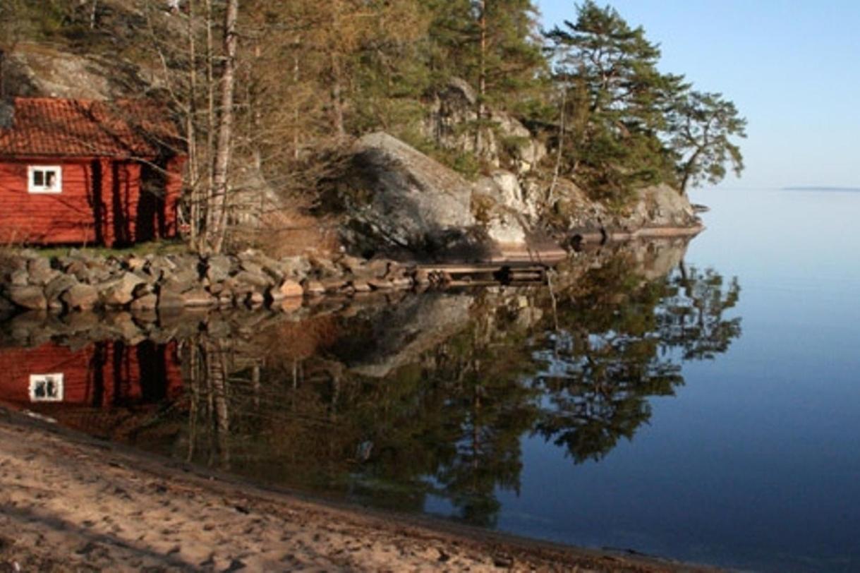 Tivedens Hostel-Vandrarhem Karlsborg Exterior photo